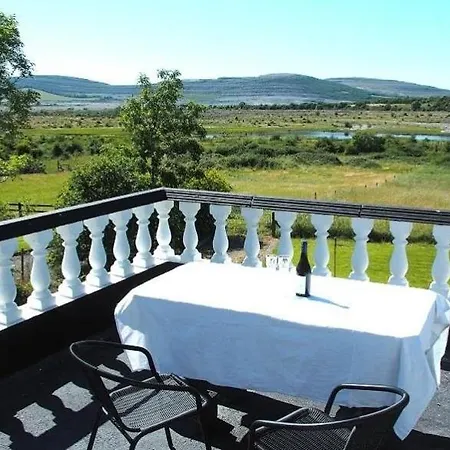Tatil Evi Detached House Enjoying Amazing Views Of Burren Mountain Tubber