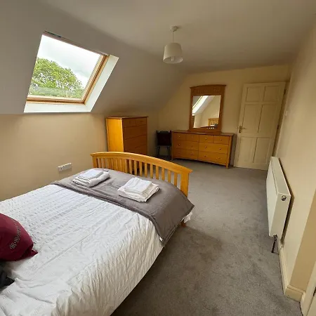 Detached House Enjoying Amazing Views Of Burren Mountain بيت للعطل Tubber