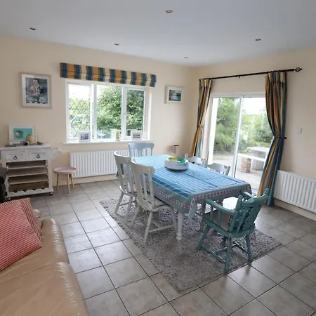 Detached House Enjoying Amazing Views Of Burren Mountain بيت للعطل *