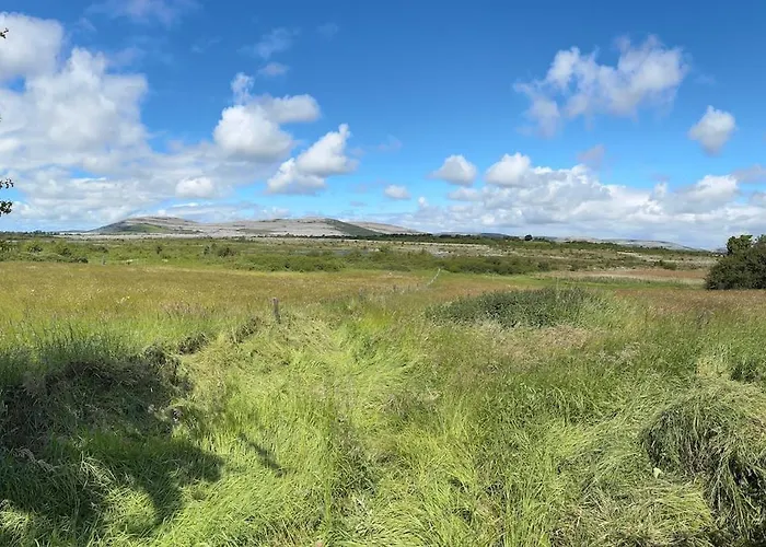Detached House Enjoying Amazing Views Of Burren Mountain Vakantiehuis Tubber